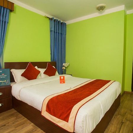 Oyo 146 Somewhere Hotel & Resturant กาฐมาณฑุ ภายนอก รูปภาพ