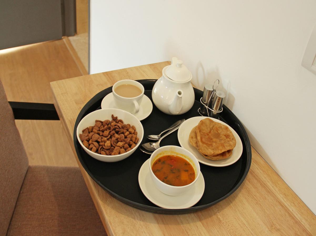 Oyo 146 Somewhere Hotel & Resturant กาฐมาณฑุ ภายนอก รูปภาพ