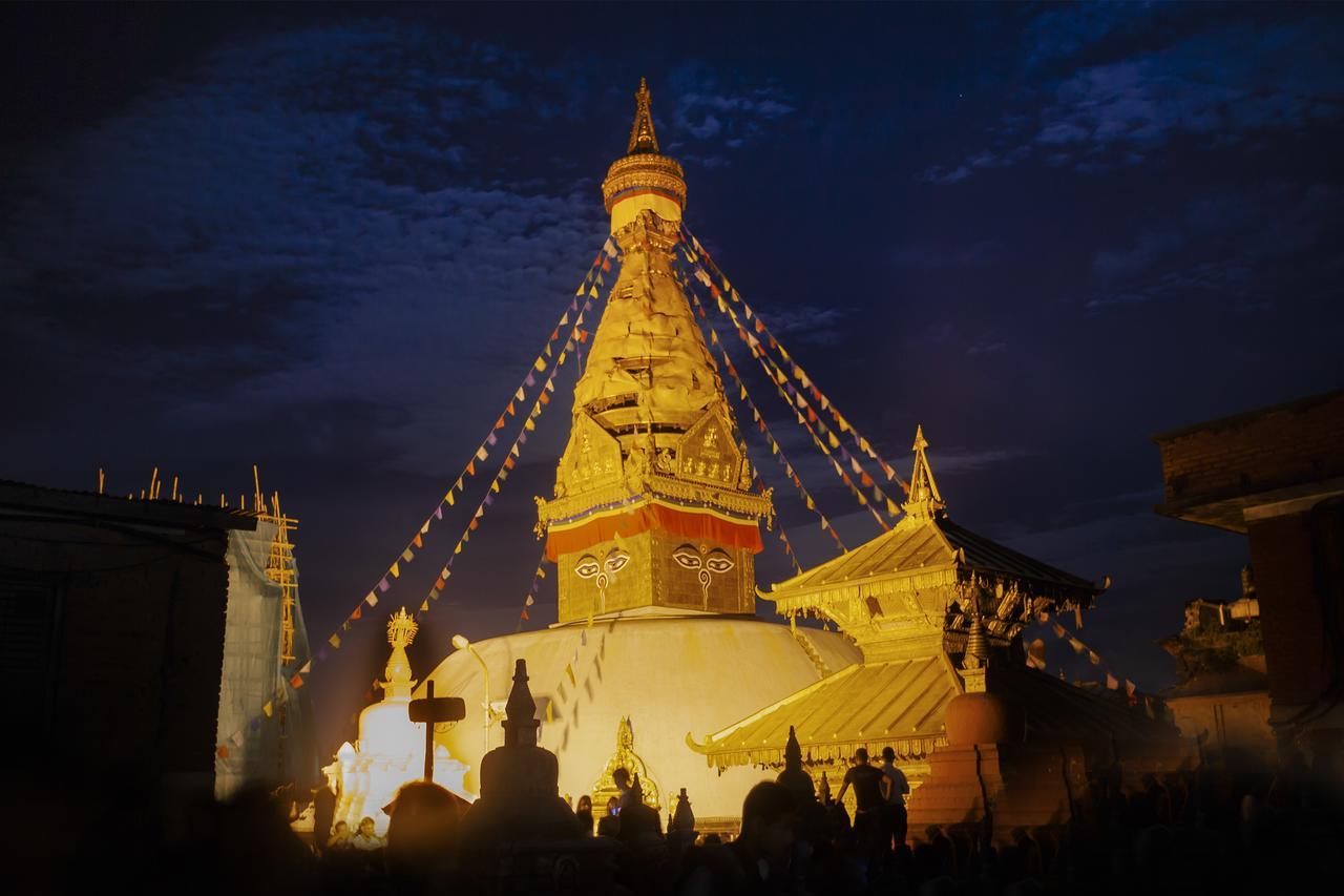 Oyo 146 Somewhere Hotel & Resturant กาฐมาณฑุ ภายนอก รูปภาพ