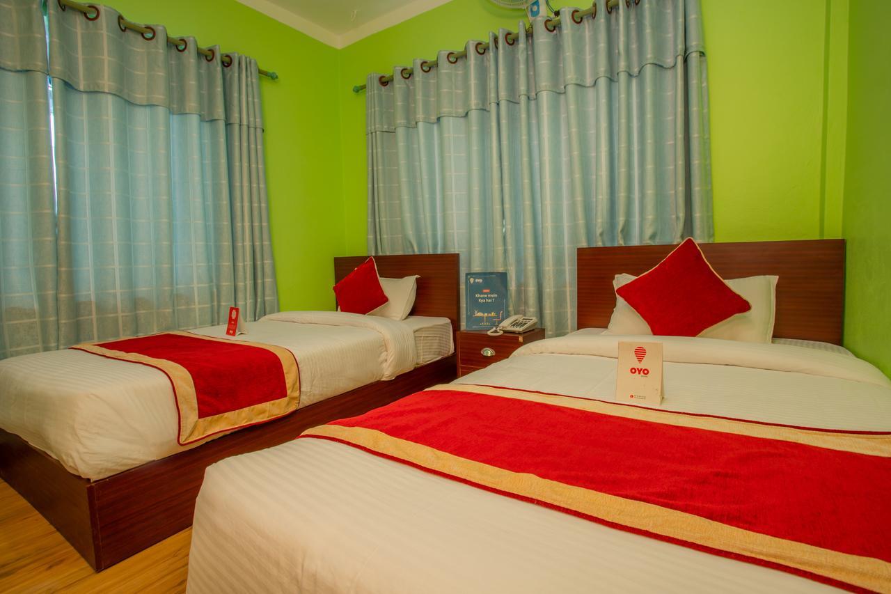 Oyo 146 Somewhere Hotel & Resturant กาฐมาณฑุ ภายนอก รูปภาพ