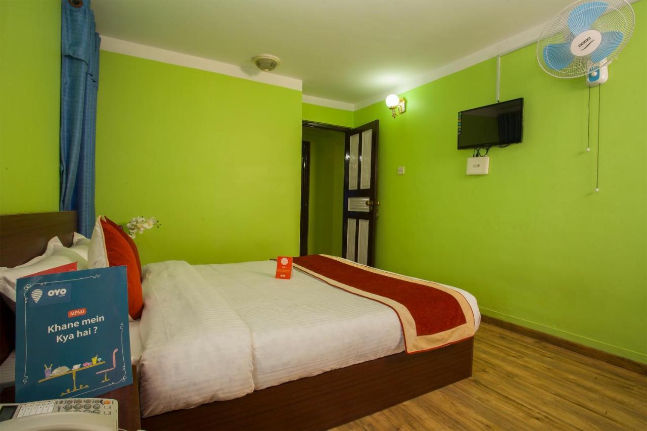 Oyo 146 Somewhere Hotel & Resturant กาฐมาณฑุ ภายนอก รูปภาพ