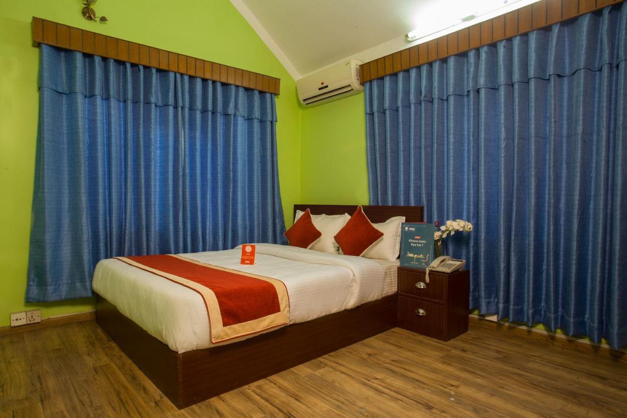 Oyo 146 Somewhere Hotel & Resturant กาฐมาณฑุ ภายนอก รูปภาพ