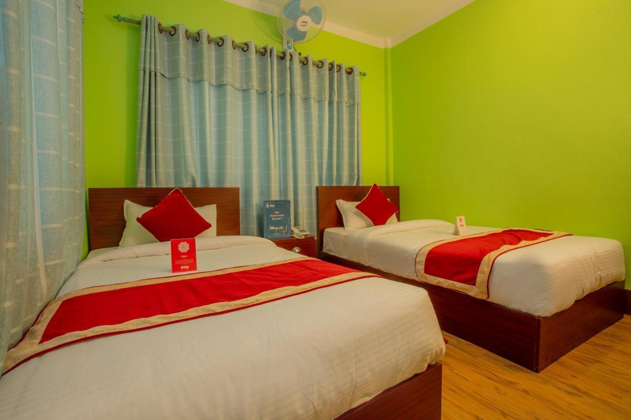 Oyo 146 Somewhere Hotel & Resturant กาฐมาณฑุ ภายนอก รูปภาพ