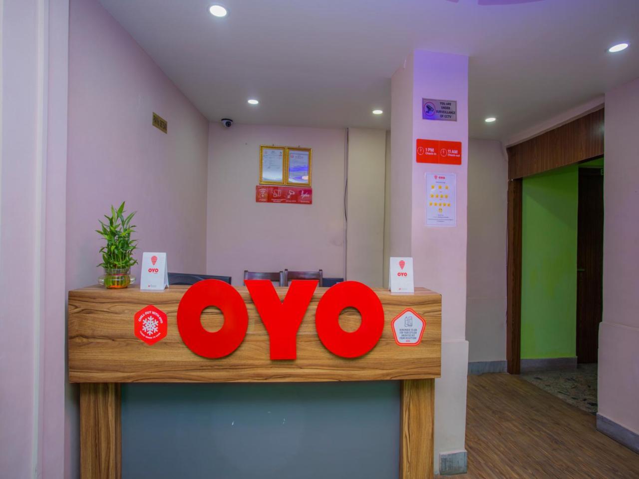 Oyo 146 Somewhere Hotel & Resturant กาฐมาณฑุ ภายนอก รูปภาพ
