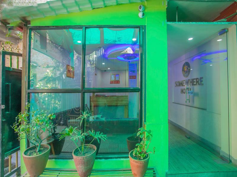 Oyo 146 Somewhere Hotel & Resturant กาฐมาณฑุ ภายนอก รูปภาพ