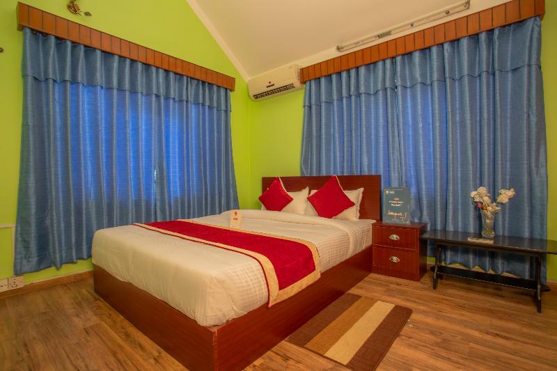 Oyo 146 Somewhere Hotel & Resturant กาฐมาณฑุ ภายนอก รูปภาพ