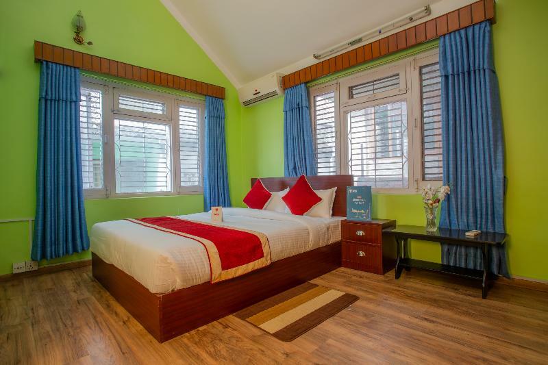Oyo 146 Somewhere Hotel & Resturant กาฐมาณฑุ ภายนอก รูปภาพ