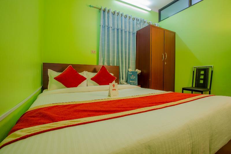 Oyo 146 Somewhere Hotel & Resturant กาฐมาณฑุ ภายนอก รูปภาพ